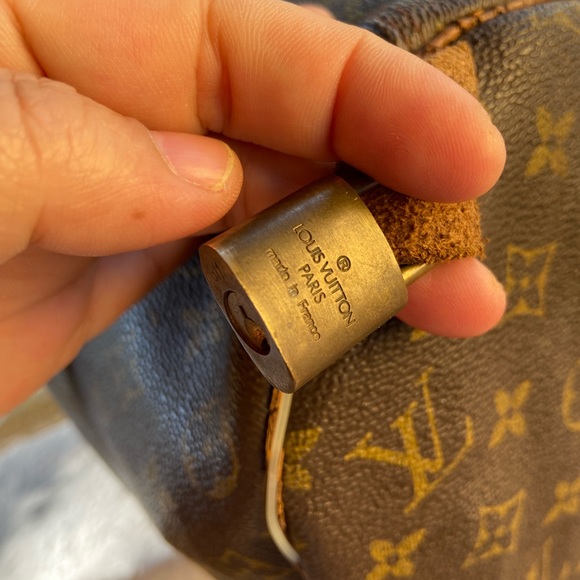 Louis Vuitton Speedy Monogram Canvas - Picture 8 of 14